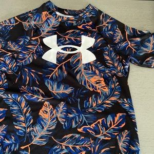 Youth boys UA shirt